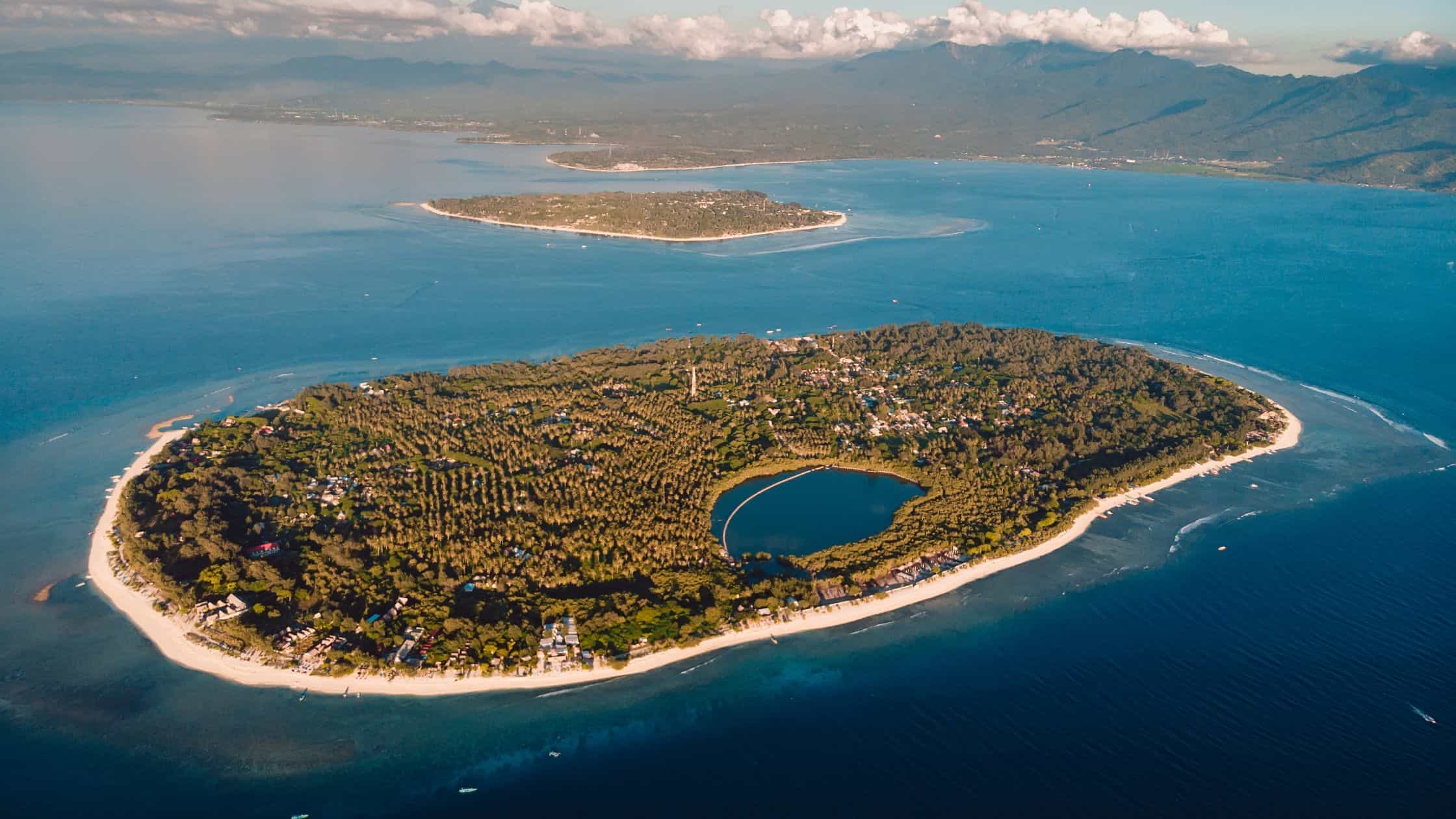 Gili Air turquoise waters