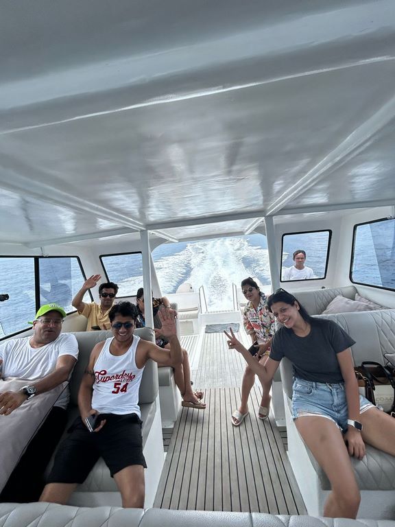 Twin — Private Boat Charter photo 4